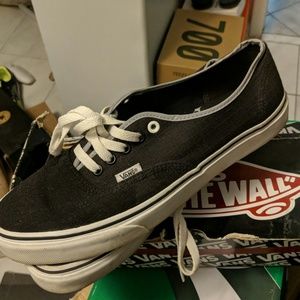 Vans Era